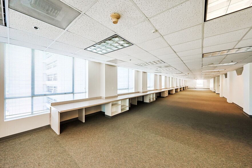 More Photos Of 311 S Spring St, Los Angeles Office For Sale