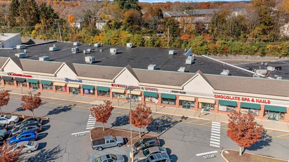 More Photos Of 374 Windsor Hwy, Vails Gate Unknown For Lease