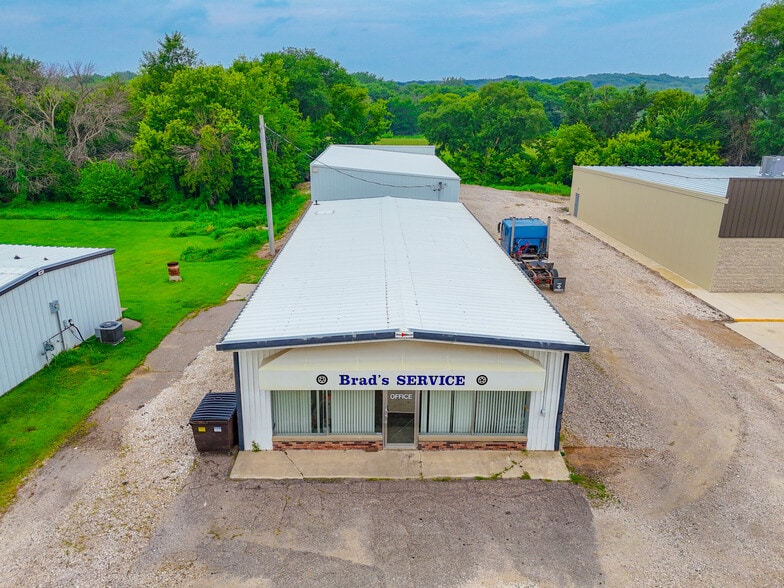 More Photos Of 310 Highway 71, Sioux Rapids Auto Repair For Sale