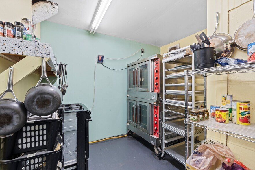 More Photos Of 808 Bypass Rd, Winchester Freestanding For Sale