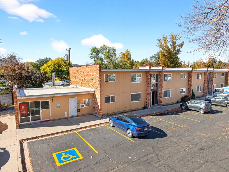 More Photos Of 1901 S 4th Ave, Pocatello Apartments For Sale