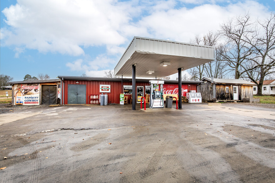 Primary Photo Of 3953 Highway 95, Cleveland General Retail For Sale