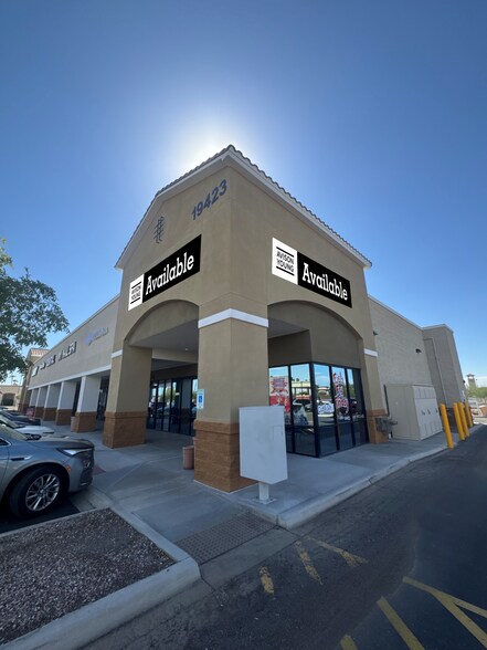 More Photos Of 19423 N R H Johnson Blvd, Sun City West General Retail For Lease