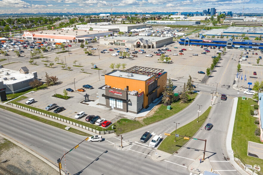 More Photos Of 495 36 St NE, Calgary Storefront Retail Office For Lease