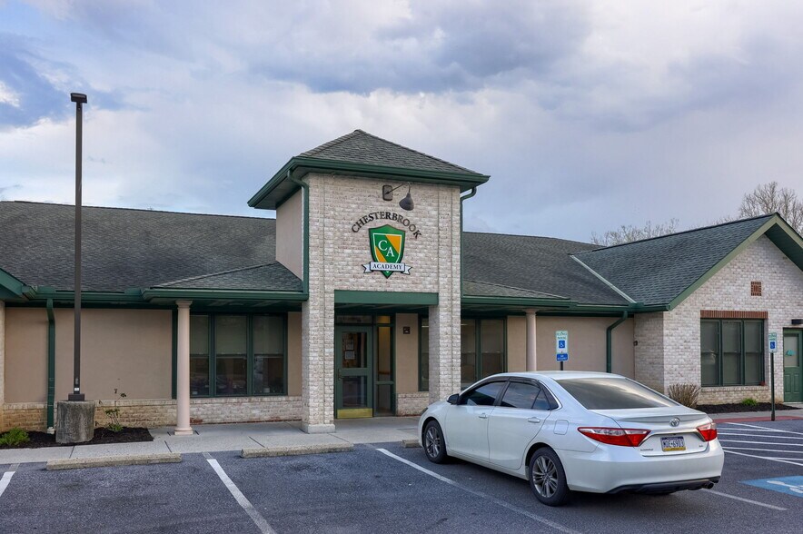 More Photos Of 2301 Harrisburg Pike, Lancaster Daycare Center For Sale