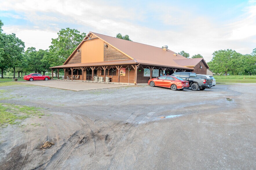 More Photos Of 15188 Highway 82, Tahlequah Storefront Retail Office For Sale