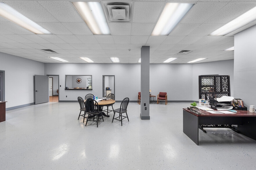 More Photos Of 14733 E State Hwy 11, Como Warehouse For Sale