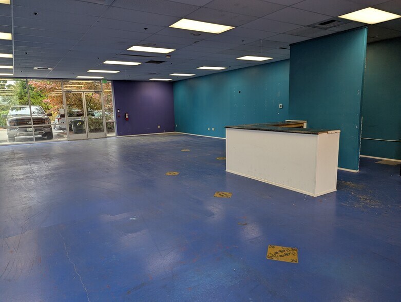More Photos Of 3330 Pacific Ave SE, Olympia Freestanding For Lease