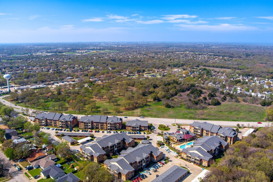 More Photos Of 502 N Shady Shores Dr, Lake Dallas Land For Sale