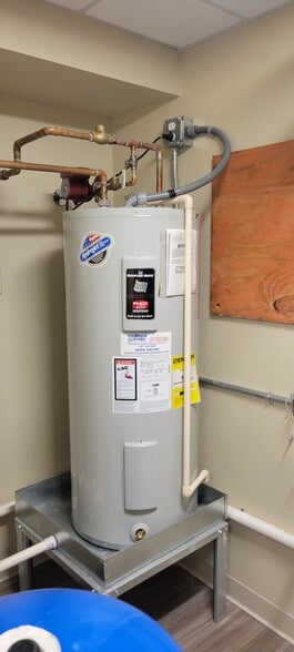 More Photos Of 5107 Summer Ave, Memphis Freestanding For Lease