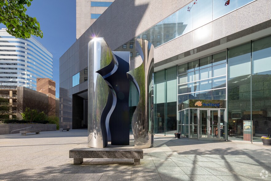 More Photos Of 919 E Main St, Richmond Office For Lease