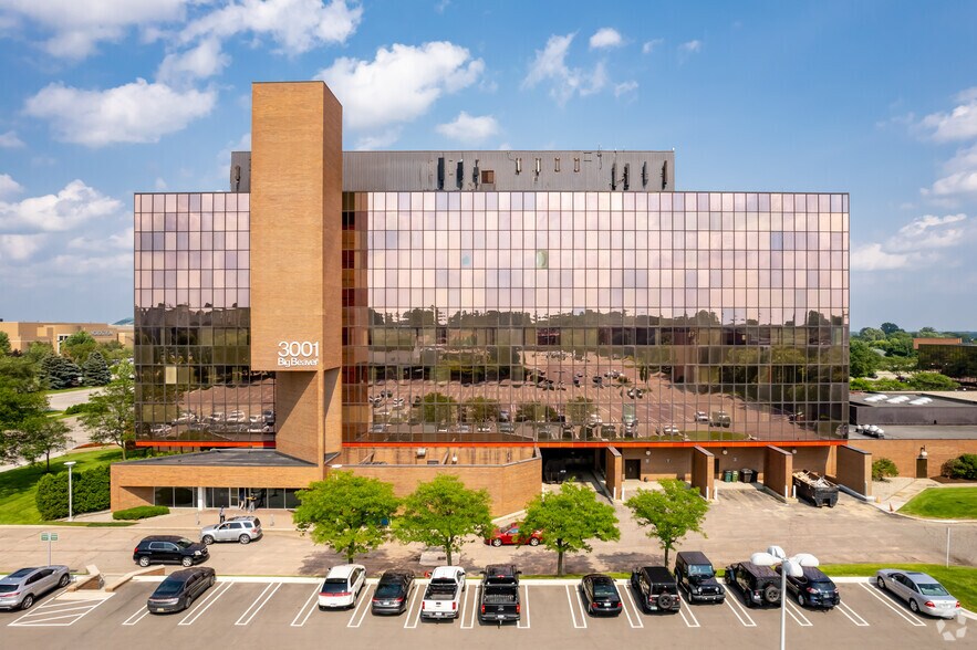 More Photos Of 3155 W Big Beaver Rd, Troy Unknown For Lease