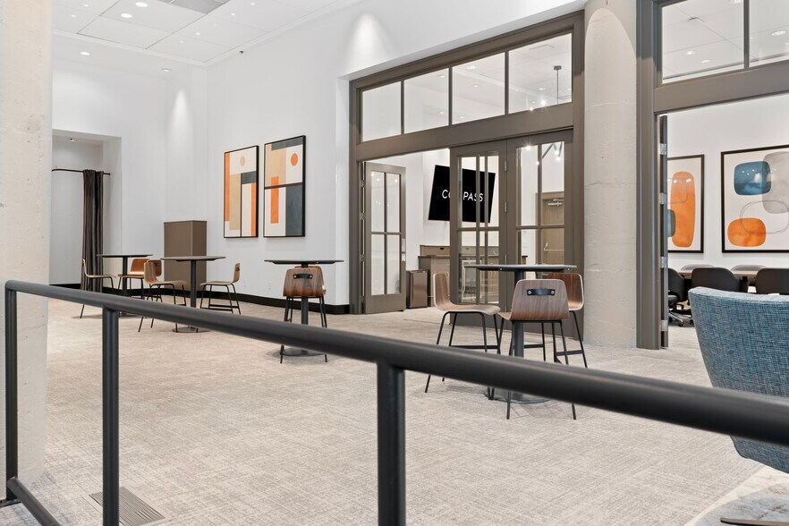 More Photos Of 360 Saint Peter St, Saint Paul Apartments For Lease