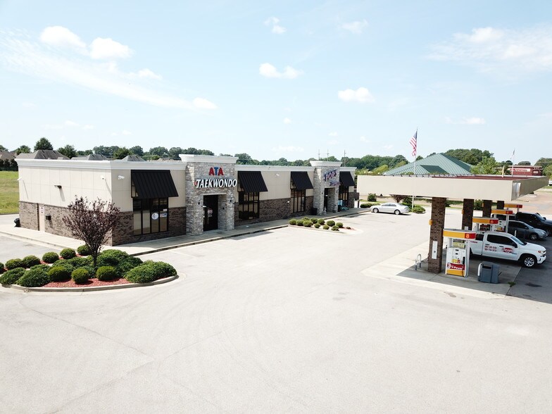 Primary Photo Of 3085 Church Rd, Southaven Convenience Store For Sale