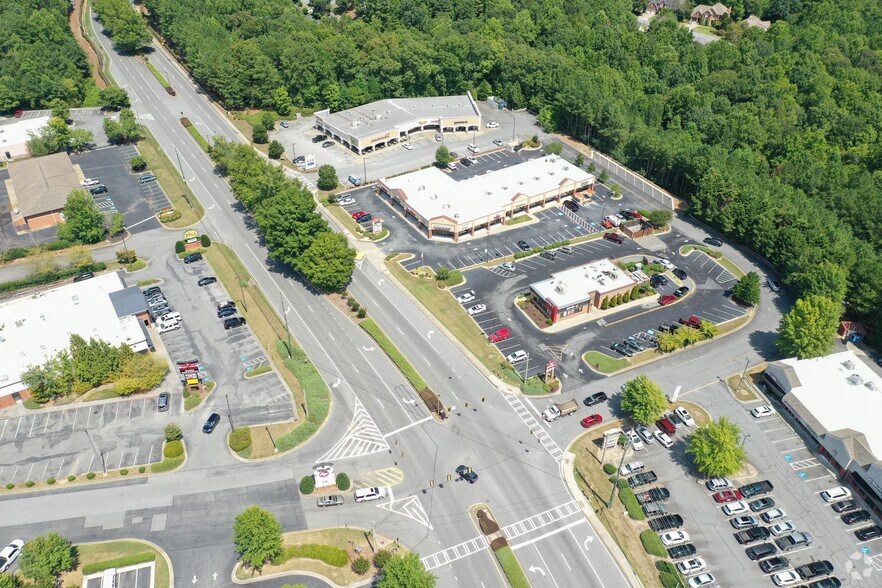 More Photos Of 2360 Towne Lake Pky, Woodstock Storefront For Lease