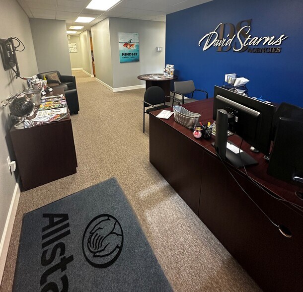 More Photos Of 1500-1512 N Church Rd, Liberty Medical For Lease