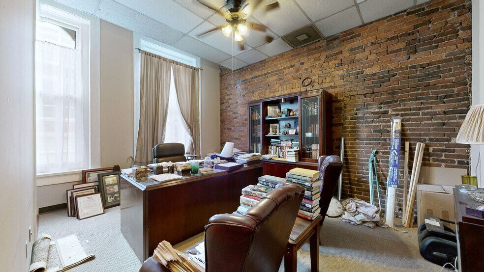 More Photos Of 208 3rd Ave N, Nashville Office For Sale