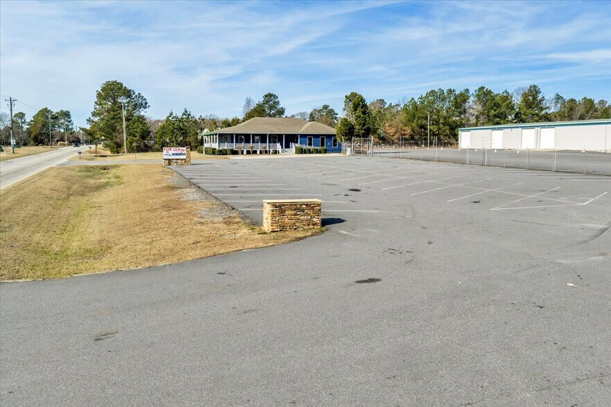 More Photos Of 441 Dunbar Rd, Warner Robins Warehouse For Sale