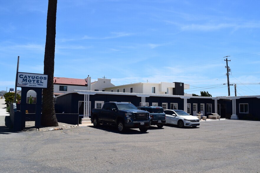 More Photos Of 20 S Ocean Ave, Cayucos Hotel For Sale
