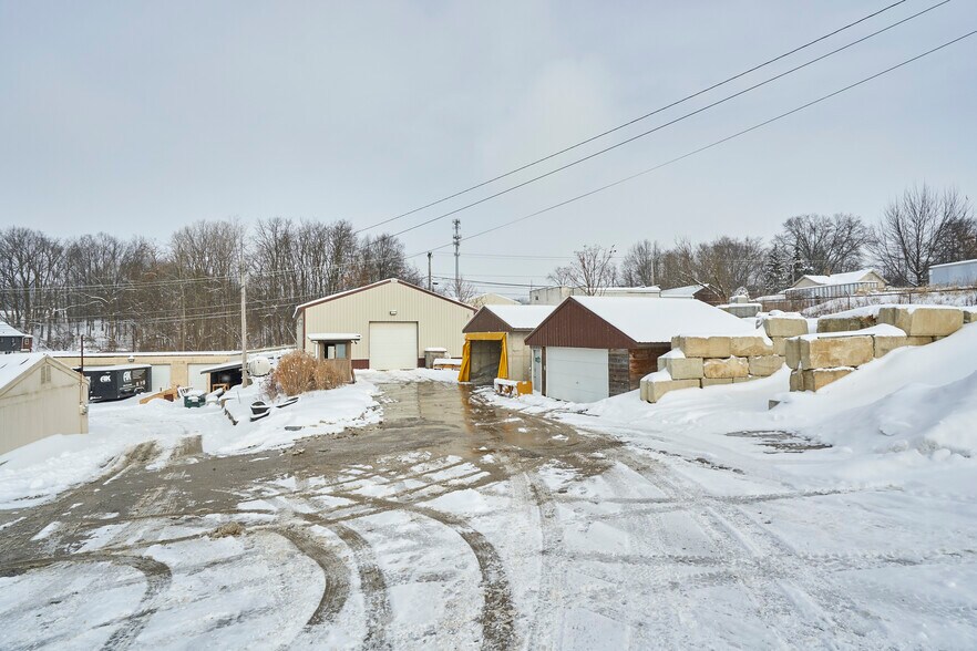 More Photos Of 295 Water St, Wadsworth Warehouse For Sale