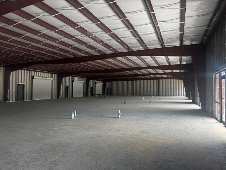 More Photos Of 3001 Heritage Rd NE, Milledgeville Showroom For Lease