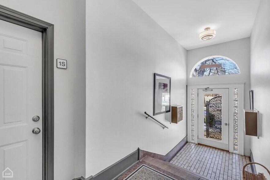 More Photos Of 4745 S Saint Lawrence Ave, Chicago Apartments For Sale