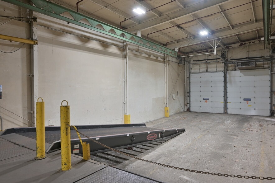 More Photos Of 2424 W 23rd St, Erie Manufacturing For Lease