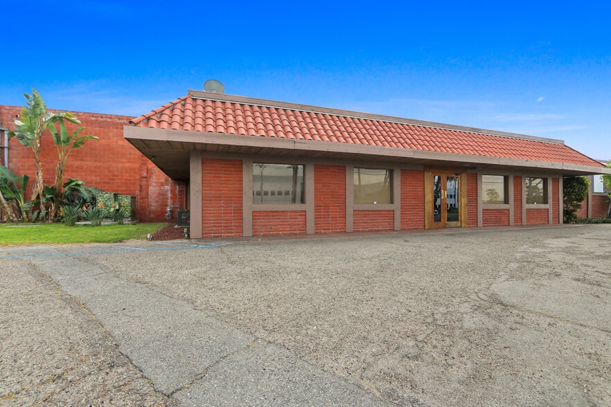 Primary Photo Of 4900 E La Palma Ave, Anaheim Warehouse For Sale