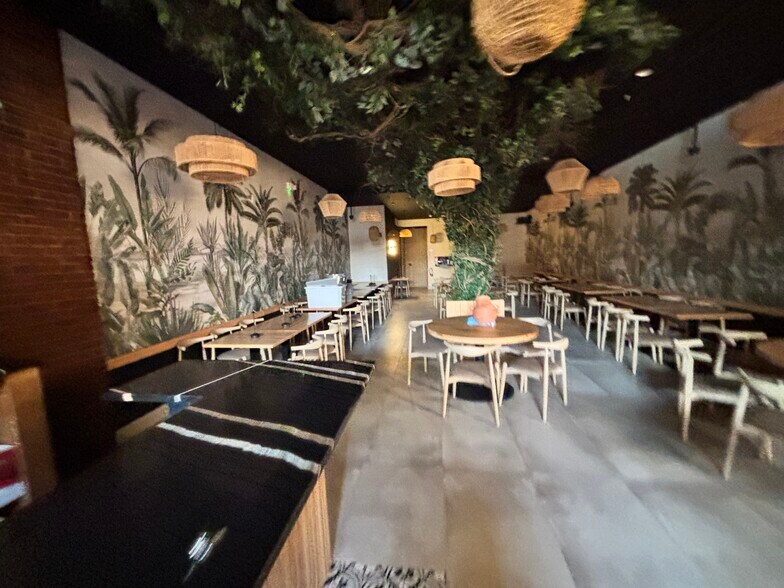 More Photos Of 4105 Park Ave, Union City Restaurant For Sale