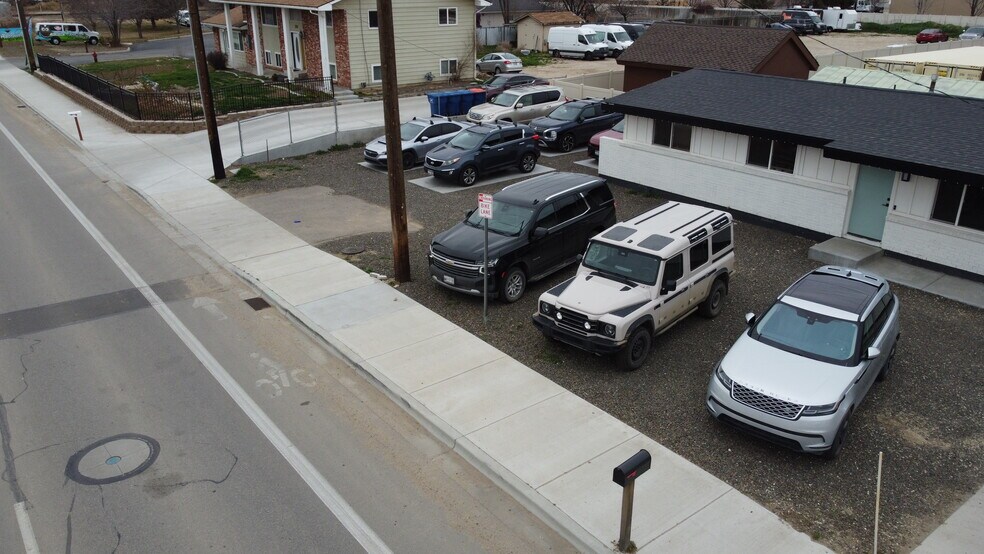 More Photos Of 330 N Linder Rd, Meridian Flex For Sale