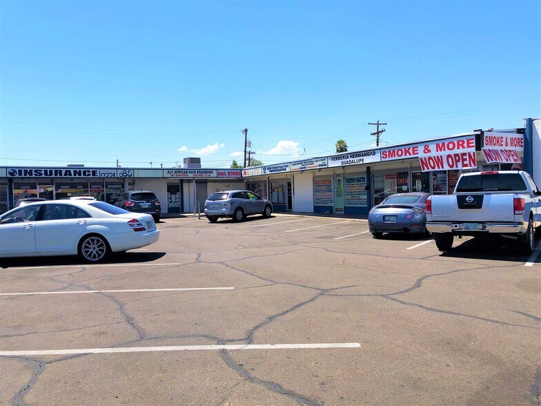 More Photos Of 4108-4130 N 27th Ave, Phoenix General Retail For Lease