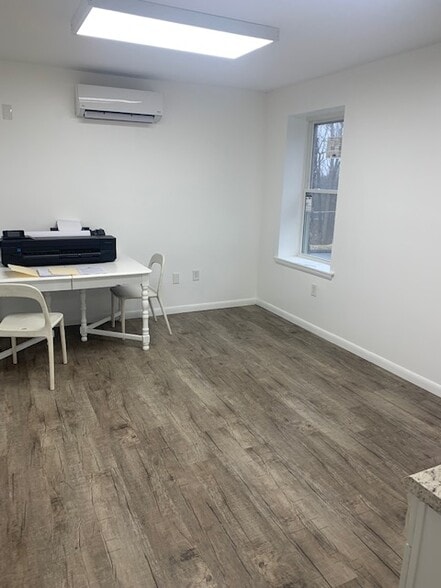 More Photos Of 1646 Chestnut Hill Rd, Morgantown Warehouse For Lease