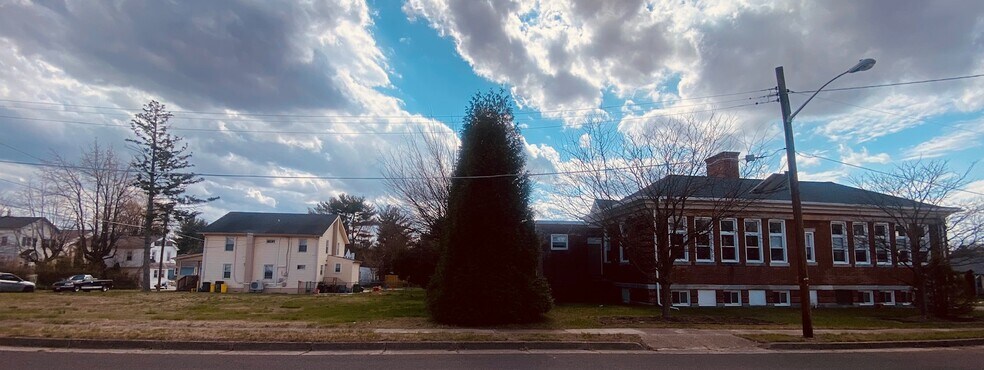 More Photos Of 6136 Magnolia Ave, Pennsauken Apartments For Sale