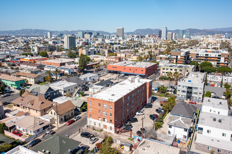 More Photos Of 2268 W 14th St, Los Angeles Apartments For Sale