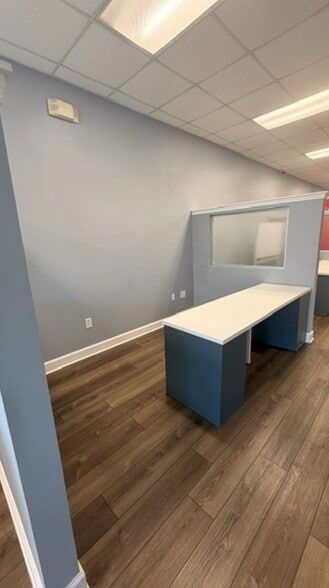 More Photos Of 42605-42681 Hwy 27, Davenport General Retail For Lease