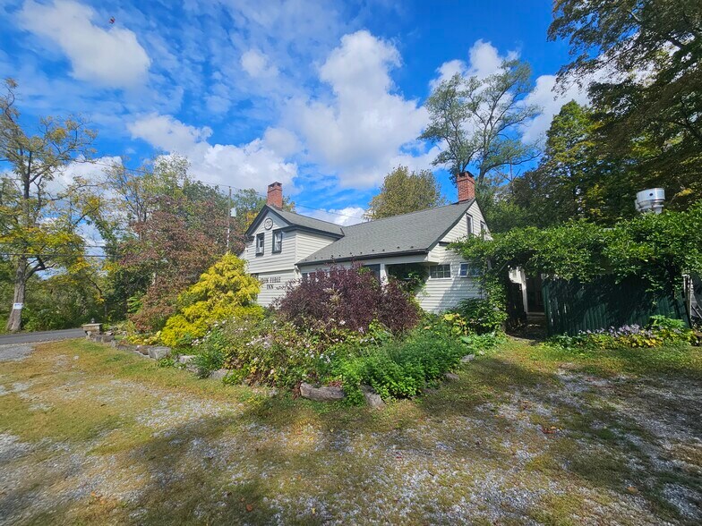 More Photos Of 38 Bellvale Lakes Rd, Warwick Restaurant For Sale