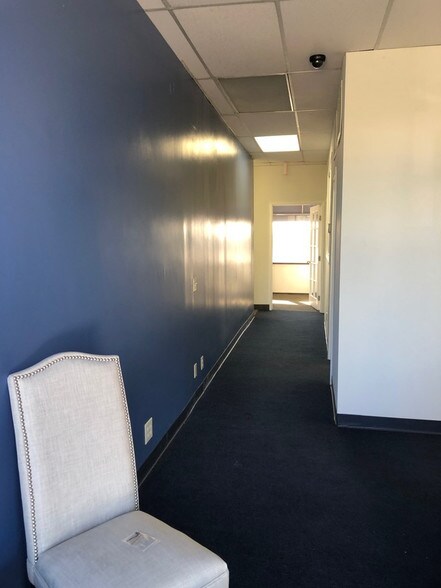 More Photos Of 895 E Yorba Linda Blvd, Placentia Office For Lease