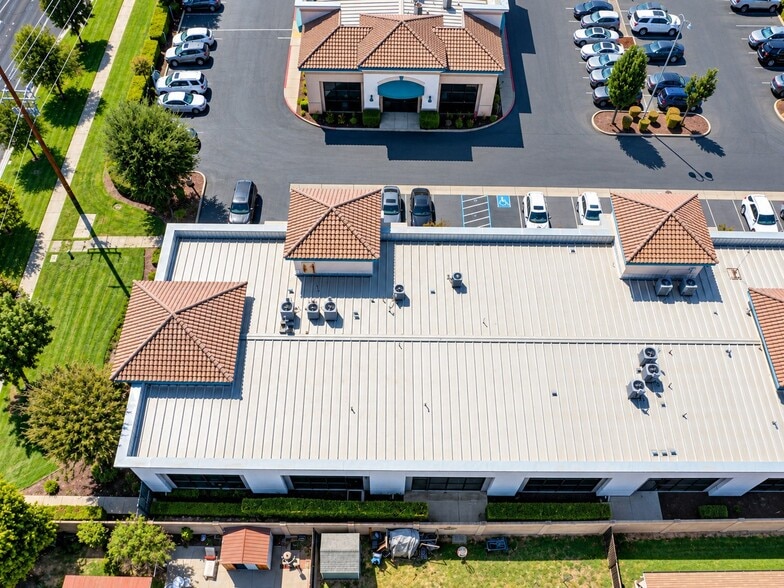 More Photos Of 139 W El Portal Dr, Merced Office For Lease