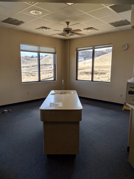 More Photos Of 5731 Silverstone Ter, Colorado Springs Medical For Lease