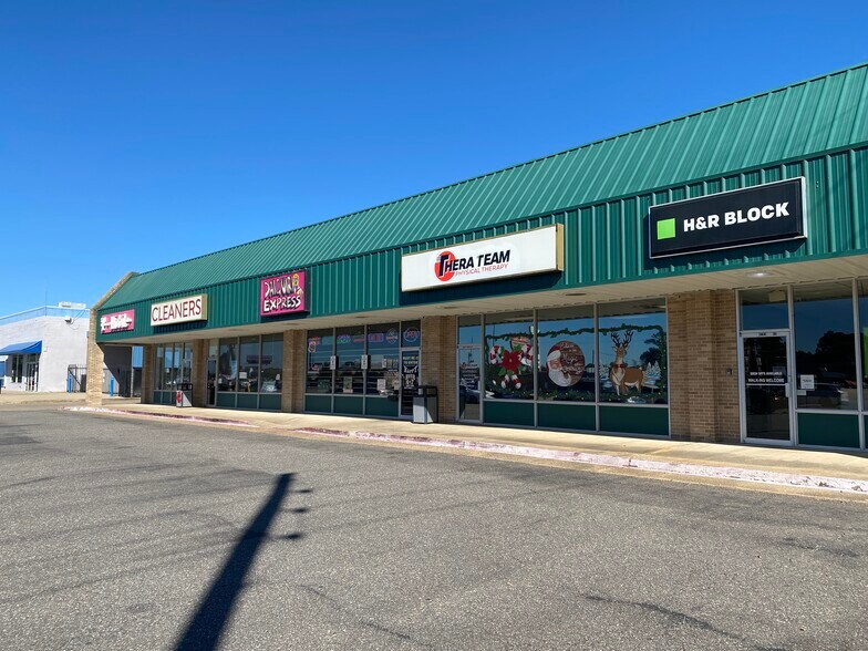 More Photos Of 6713, 6715, 672 Pines Rd. Rd, Shreveport General Retail For Sale