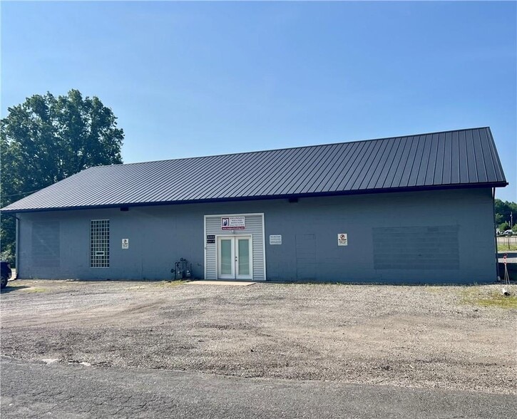 Primary Photo Of 6203 Gladys St, Ravenna Freestanding For Lease