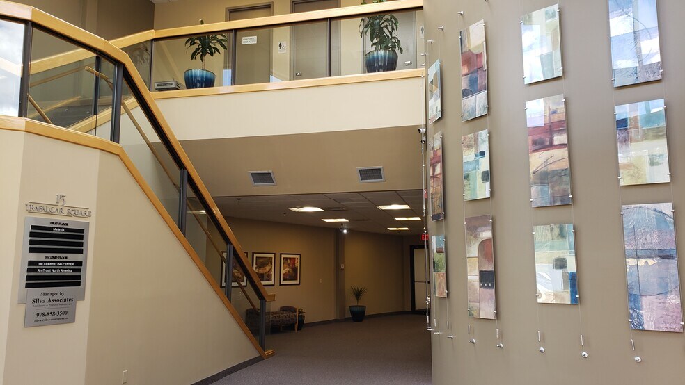 More Photos Of 15 Trafalgar Sq, Nashua Office For Lease