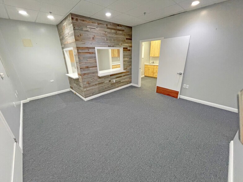 More Photos Of 638 Webster St, Oakland Office For Sale