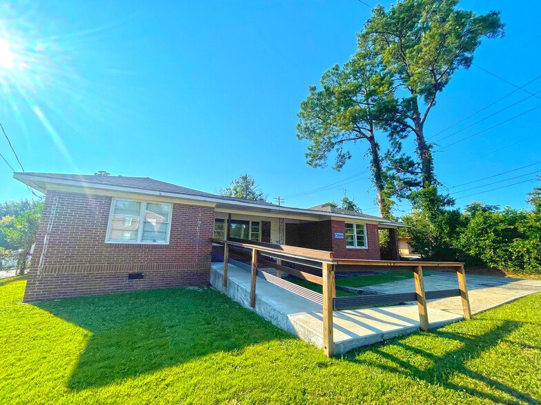 More Photos Of 1924 Warm Springs Rd, Columbus Medical For Sale