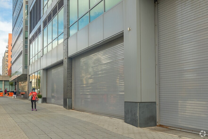 More Photos Of 38-08 Union St, Flushing Office Residential For Lease
