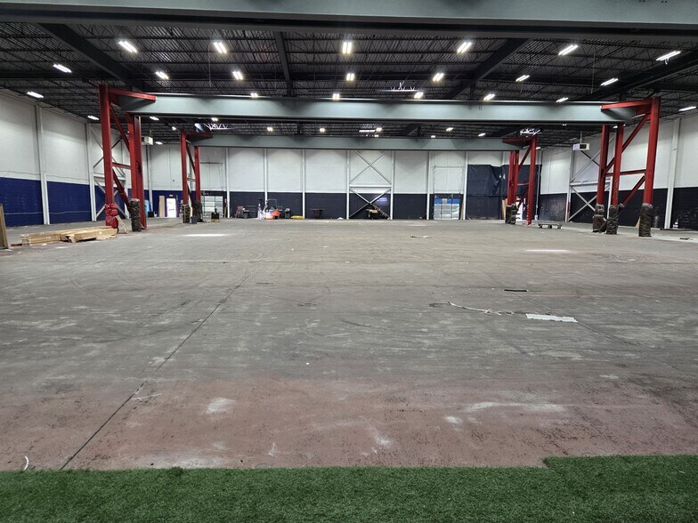 More Photos Of 12 Wright Way, Oakland Warehouse For Lease