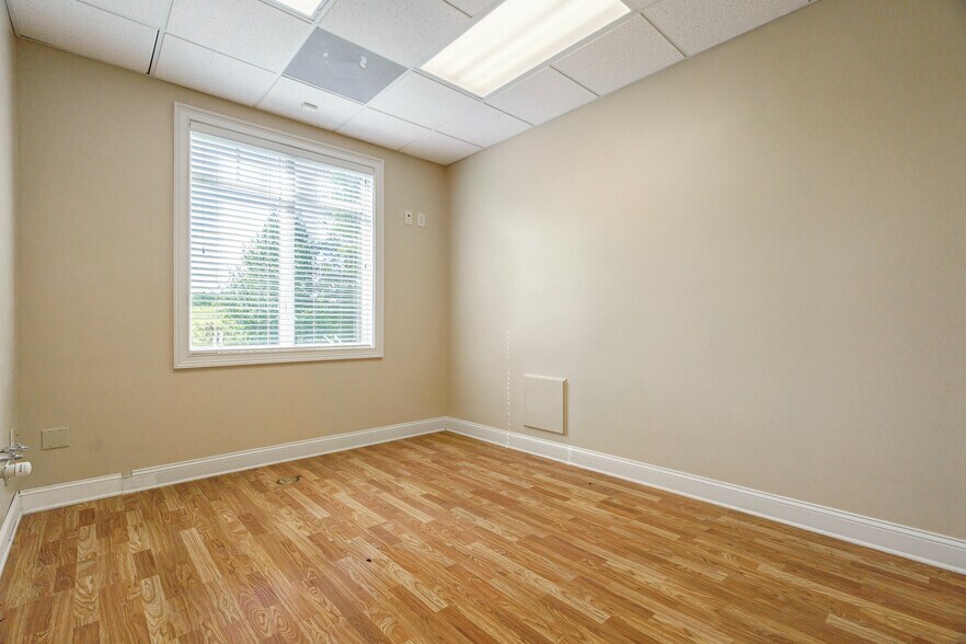 More Photos Of 112 Harmony Crossing, Eatonton Medical For Lease