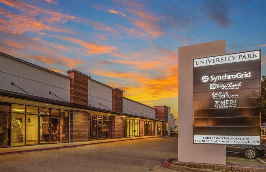 Primary Photo Of 1101-1105 University Dr E, College Station Medical For Lease