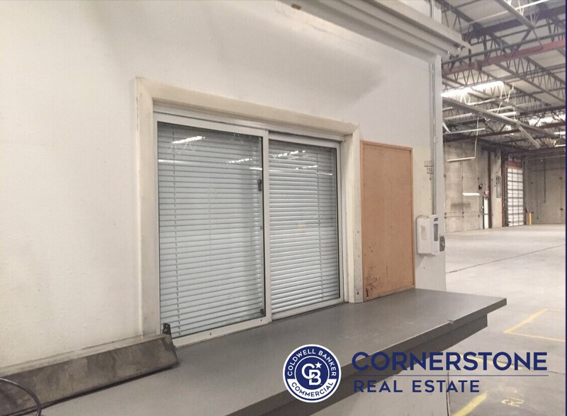 More Photos Of 6450 E Yellowstone Hwy, Evansville Warehouse For Lease
