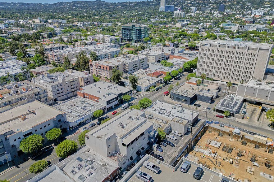 More Photos Of 112-122 S Robertson Blvd, Los Angeles Storefront Retail Office For Sale